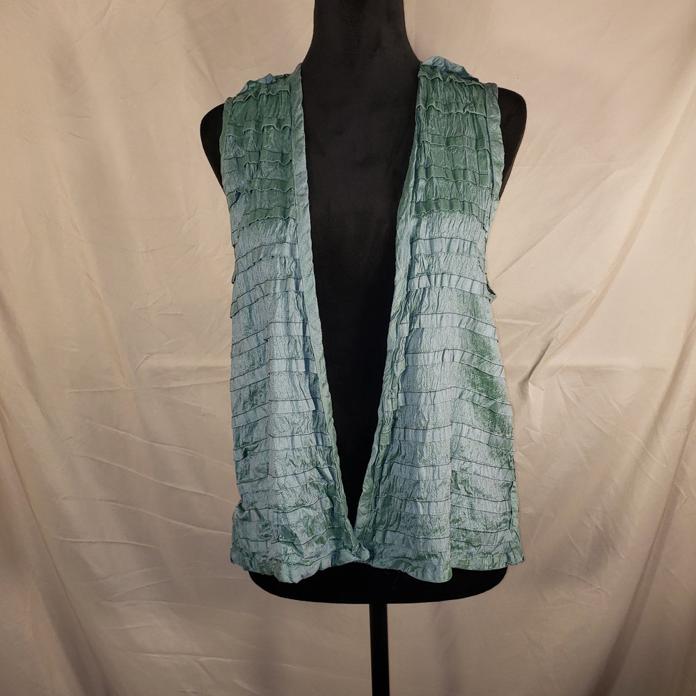 Textured Green Silk Sleeveless Open Front Vest - M